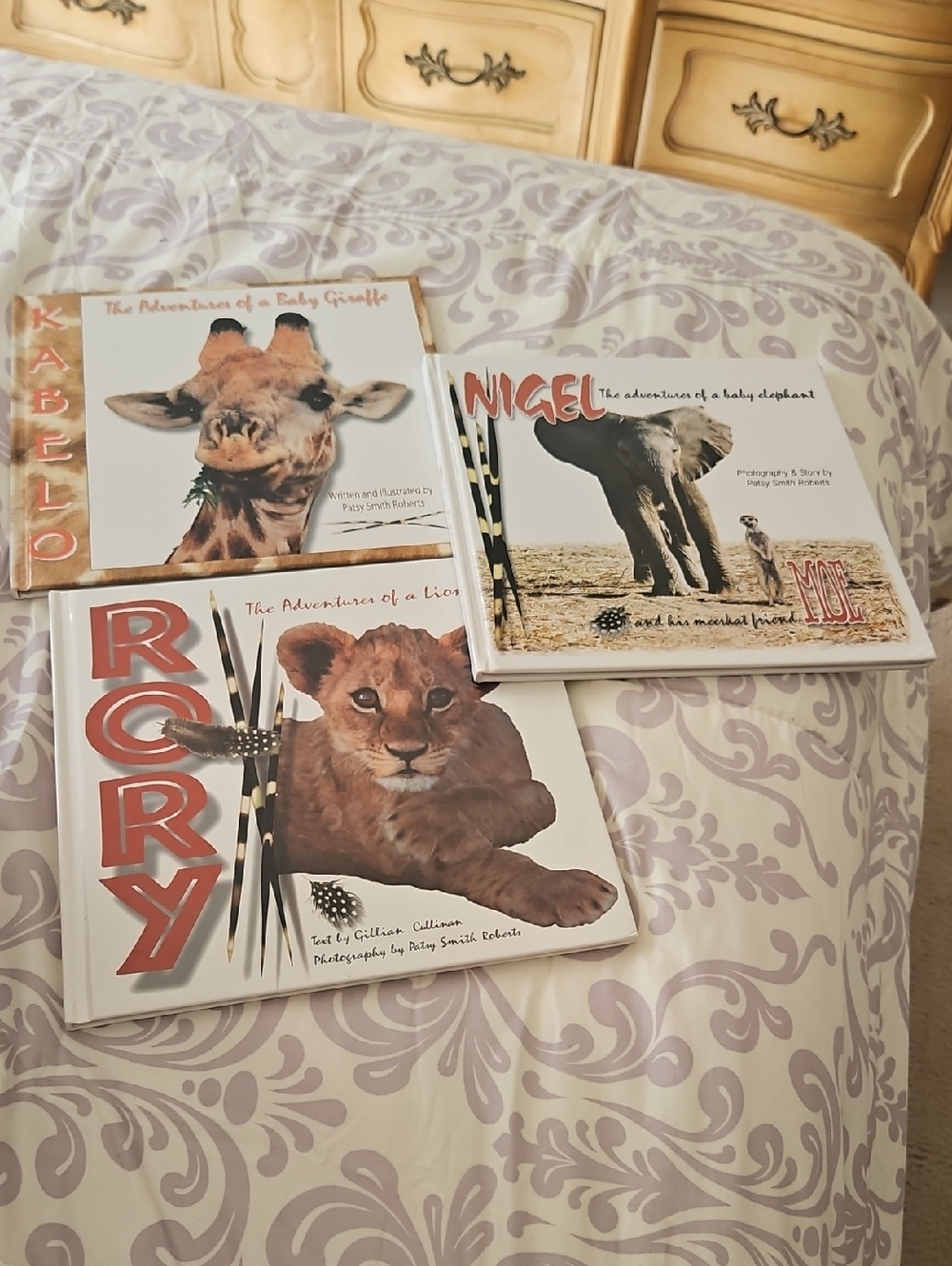 Childrens Books Set Of 3 Hard Copy Elephants Giraffe Lions. Patsy Smith Roberts